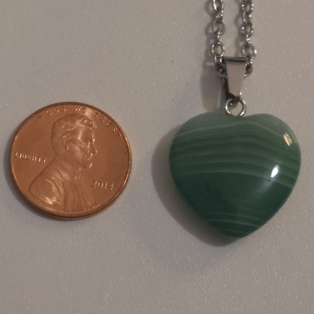 Green Heart Pendant Necklace - Picture 2 of 2